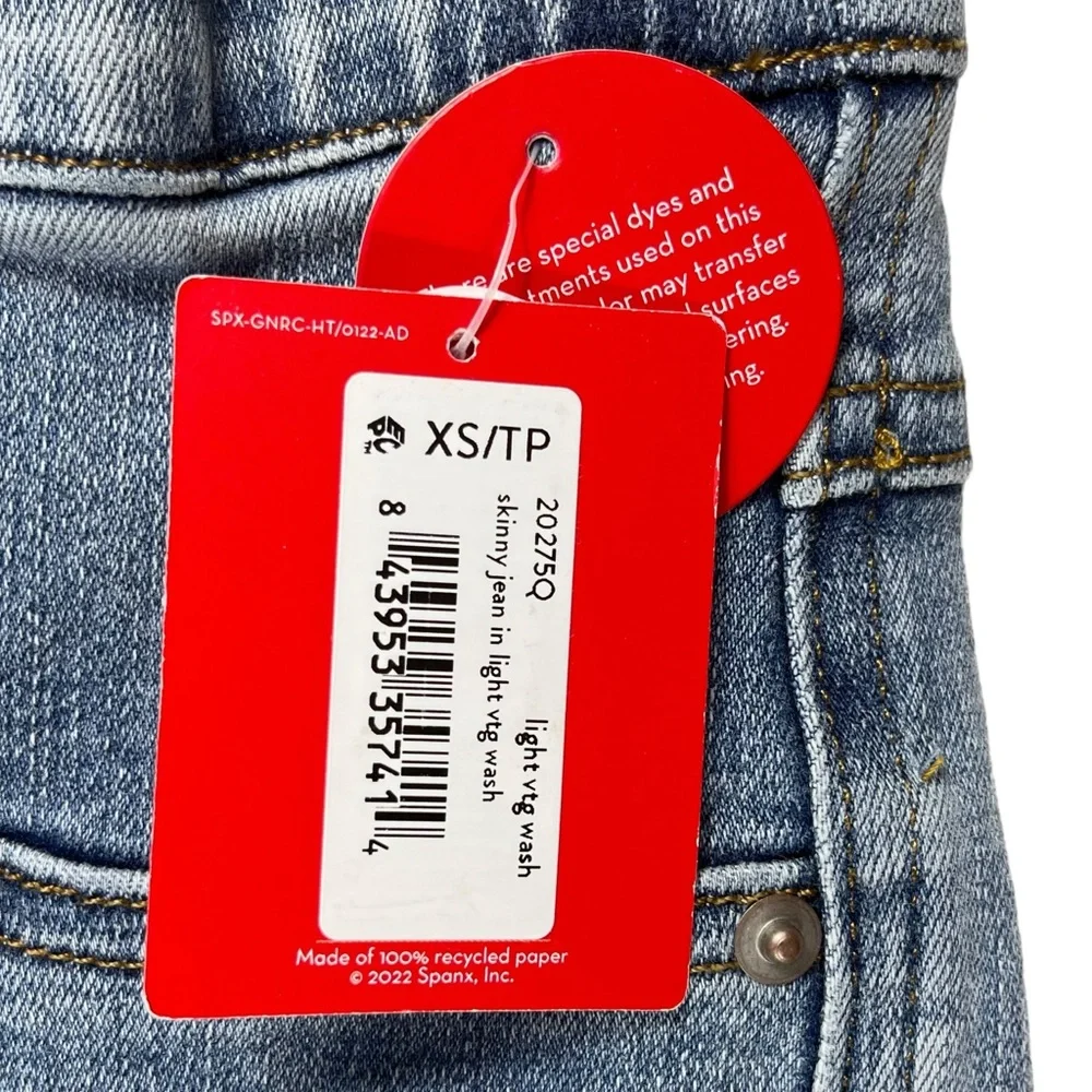 Spanx XS Petite Sculpt Pull-On Skinny‎ Jeans Light Wash Butt Lifting NWT